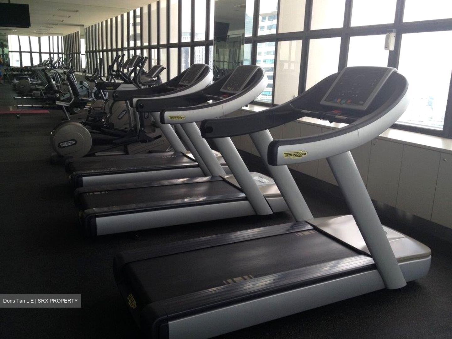 International Plaza (D2), Apartment #444263231